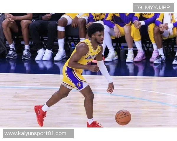 夸梅表示布朗尼若能掌握我的技巧将有机会上ESPN集锦否则应接受批评