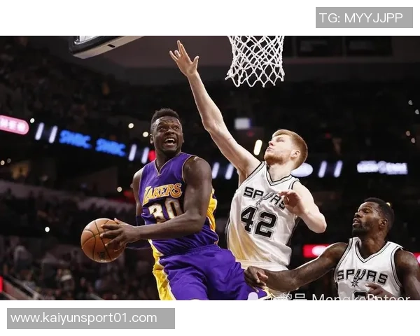 沃西赞狄龙如乔丹与科比般出色身体优势助力投篮空间创造