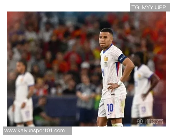 独立摄像机揭示姆巴佩场上言语抱怨对手拖延时间及补时不足问题 独立摄像机揭示姆巴佩场上言语抱怨对手拖延时间及补时不足问题