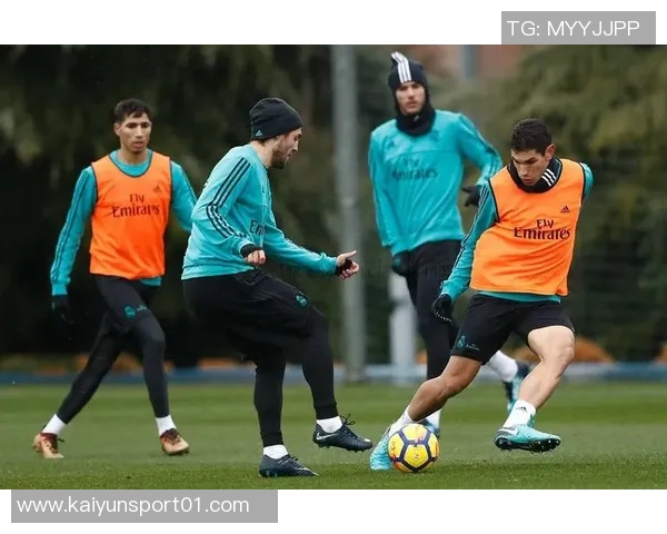 皇马后卫赫伊森因左腿比目鱼肌受伤预计缺阵一到两周