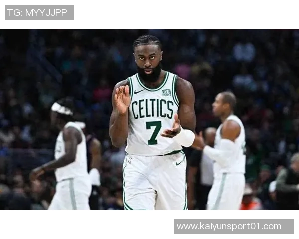 杰伦布朗分析末节崩盘原因强调快节奏与减少失误的重要性