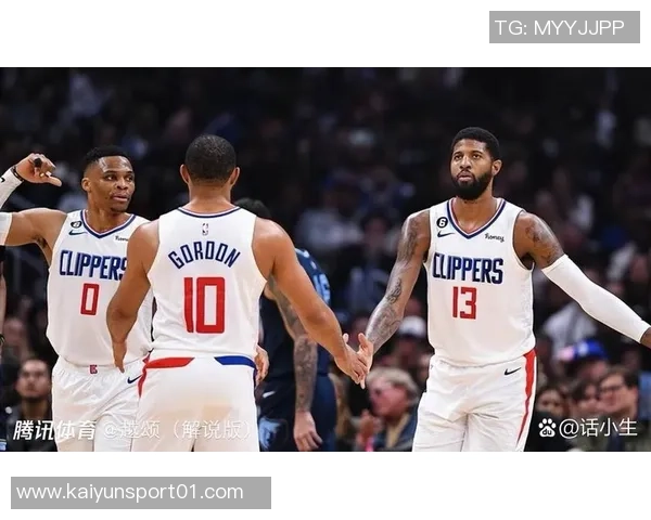 比尔每场收入833万还获千万买断快船损失两位明星球员鲍科比