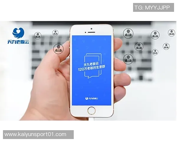 哈兰德分享与家人温馨合照感慨兄弟情深老大陪伴温暖心灵