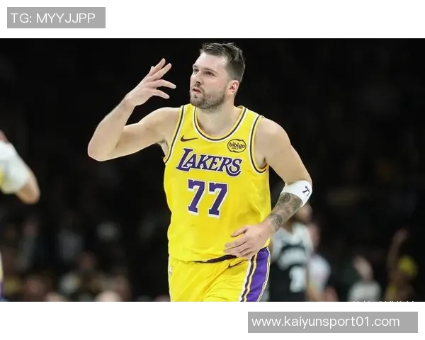 湖人展现强大韧性詹姆斯东契奇里夫斯缺阵仍能斩获七胜 湖人展现强大韧性詹姆斯东契奇里夫斯缺阵仍能斩获七胜